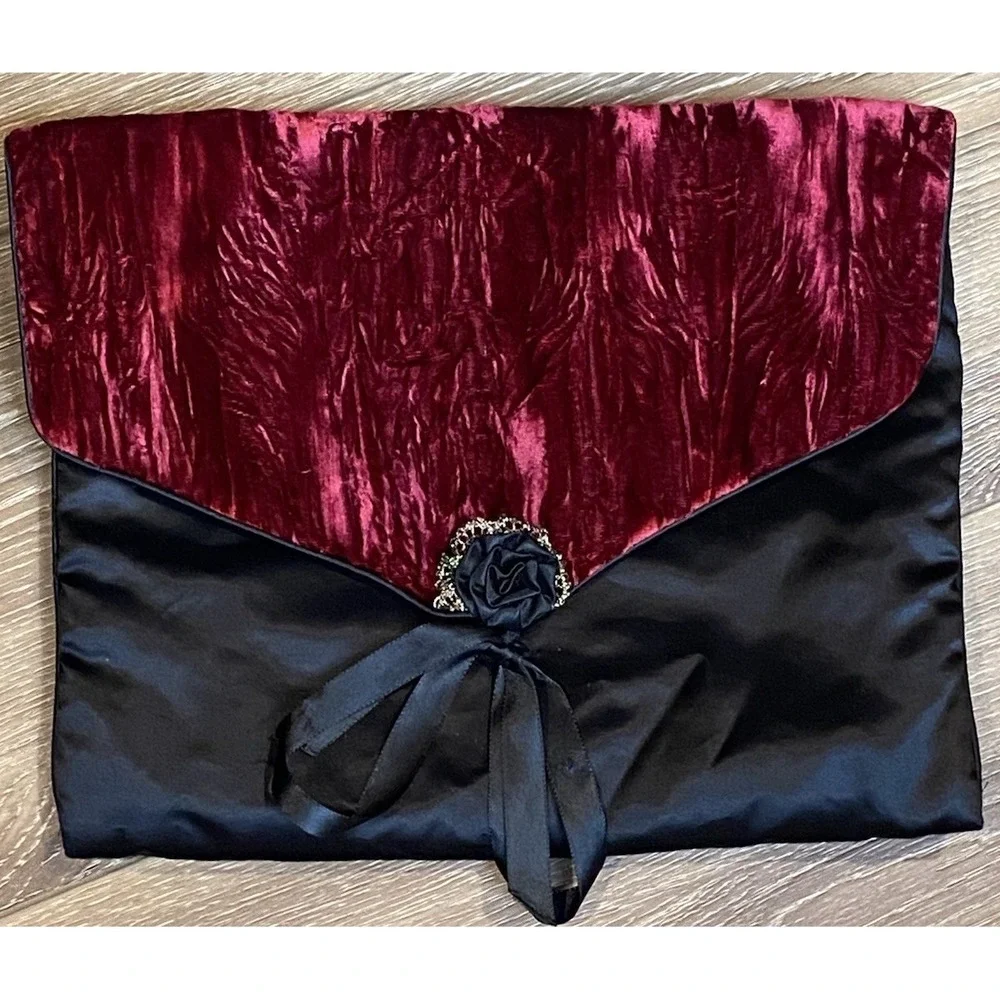 Vintage Red & Black Lingerie Bag Hosiery Pouch Rich Velvet & Satin 13